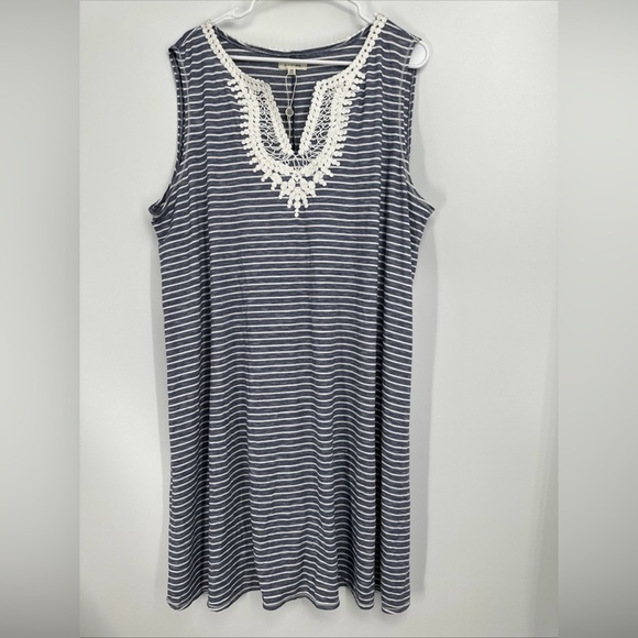MAX STUDIO Plus Size 3X Striped Sleeveless Dress Lace Trim NWT - Picture 1 of 4